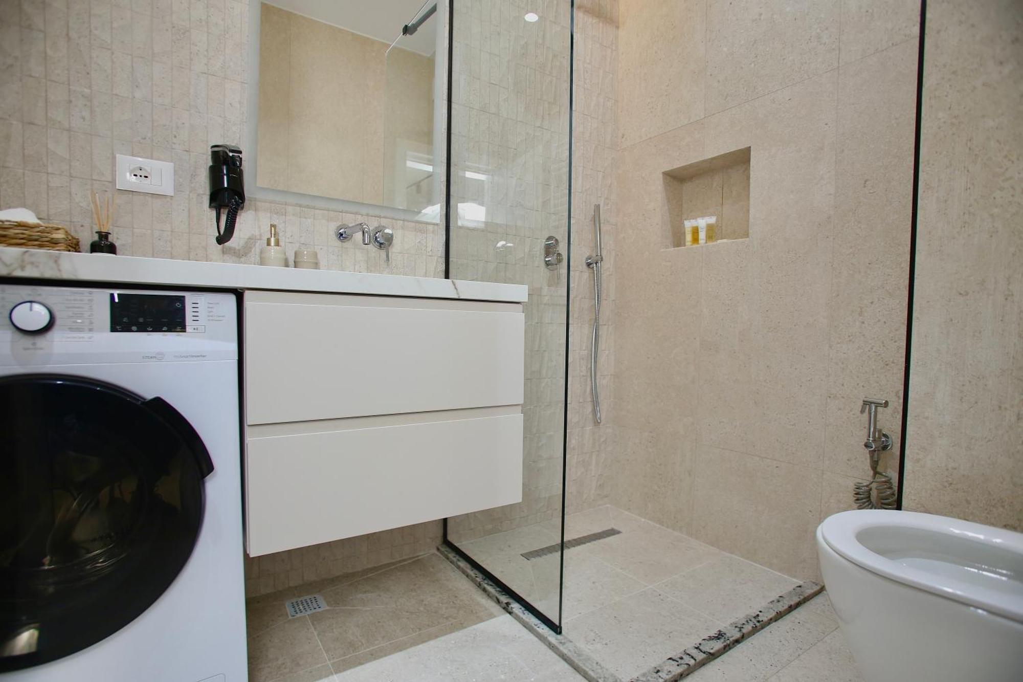 Luxurious Dreamy Seaview Apartment ดูร์เรส ภายนอก รูปภาพ