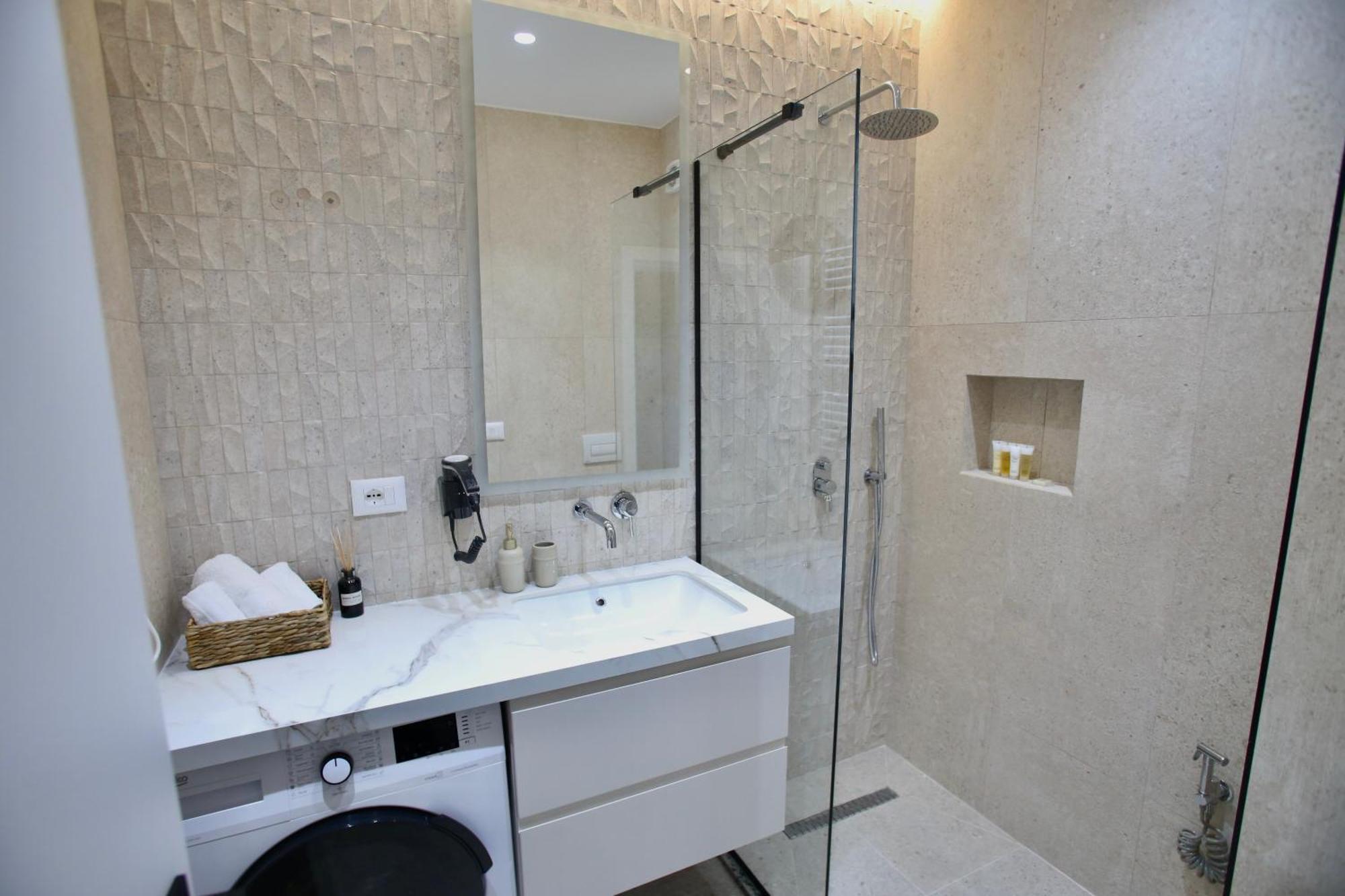 Luxurious Dreamy Seaview Apartment ดูร์เรส ภายนอก รูปภาพ