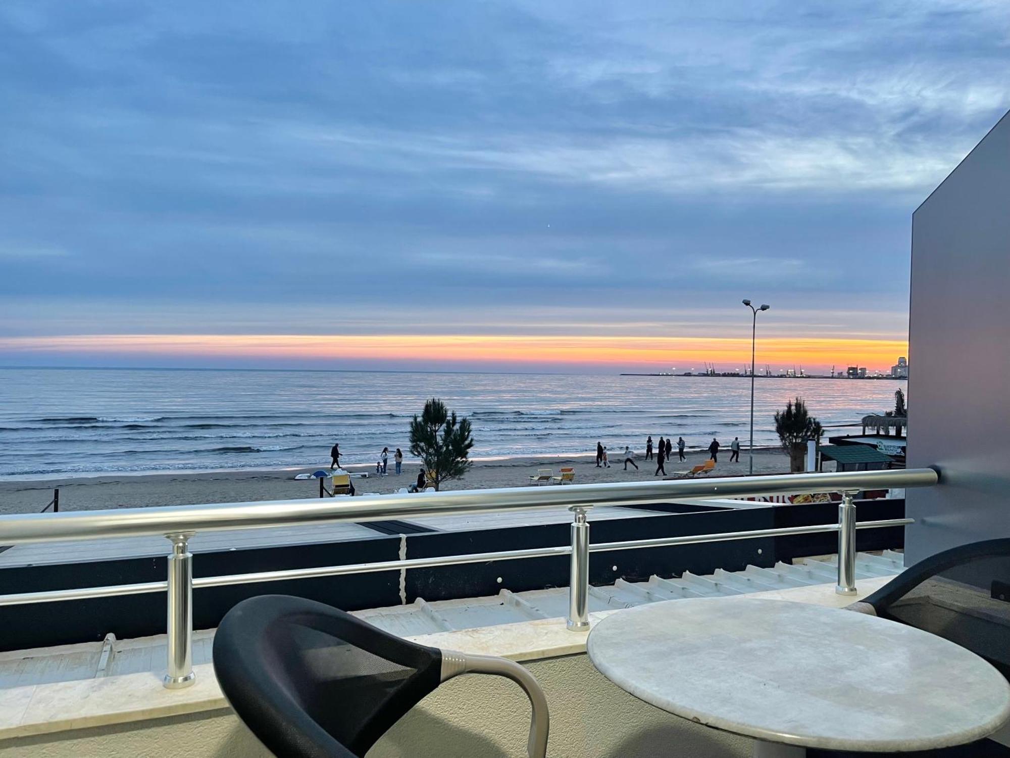 Luxurious Dreamy Seaview Apartment ดูร์เรส ภายนอก รูปภาพ